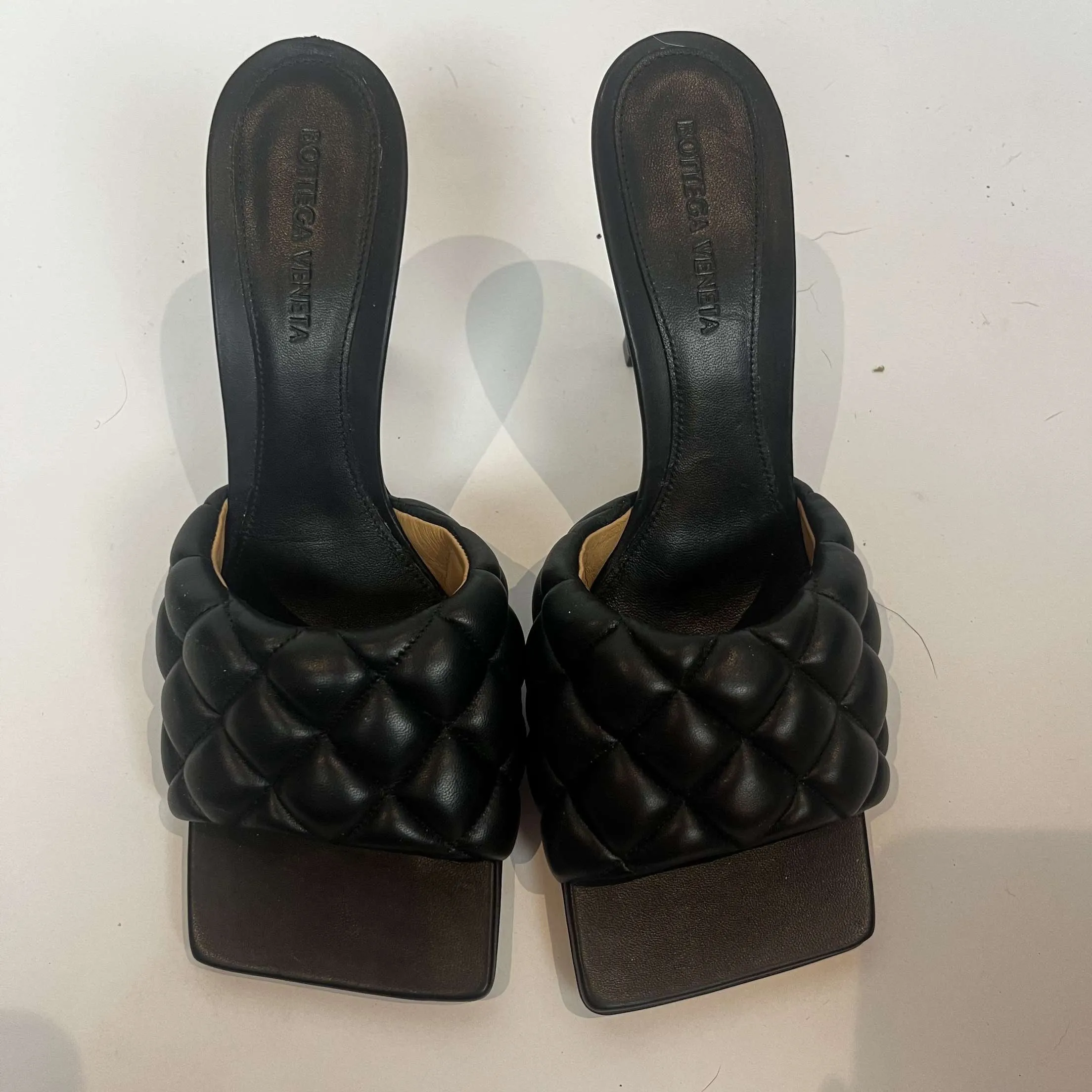 Bottega Veneta £790 Black Padded Leather Sandals 40