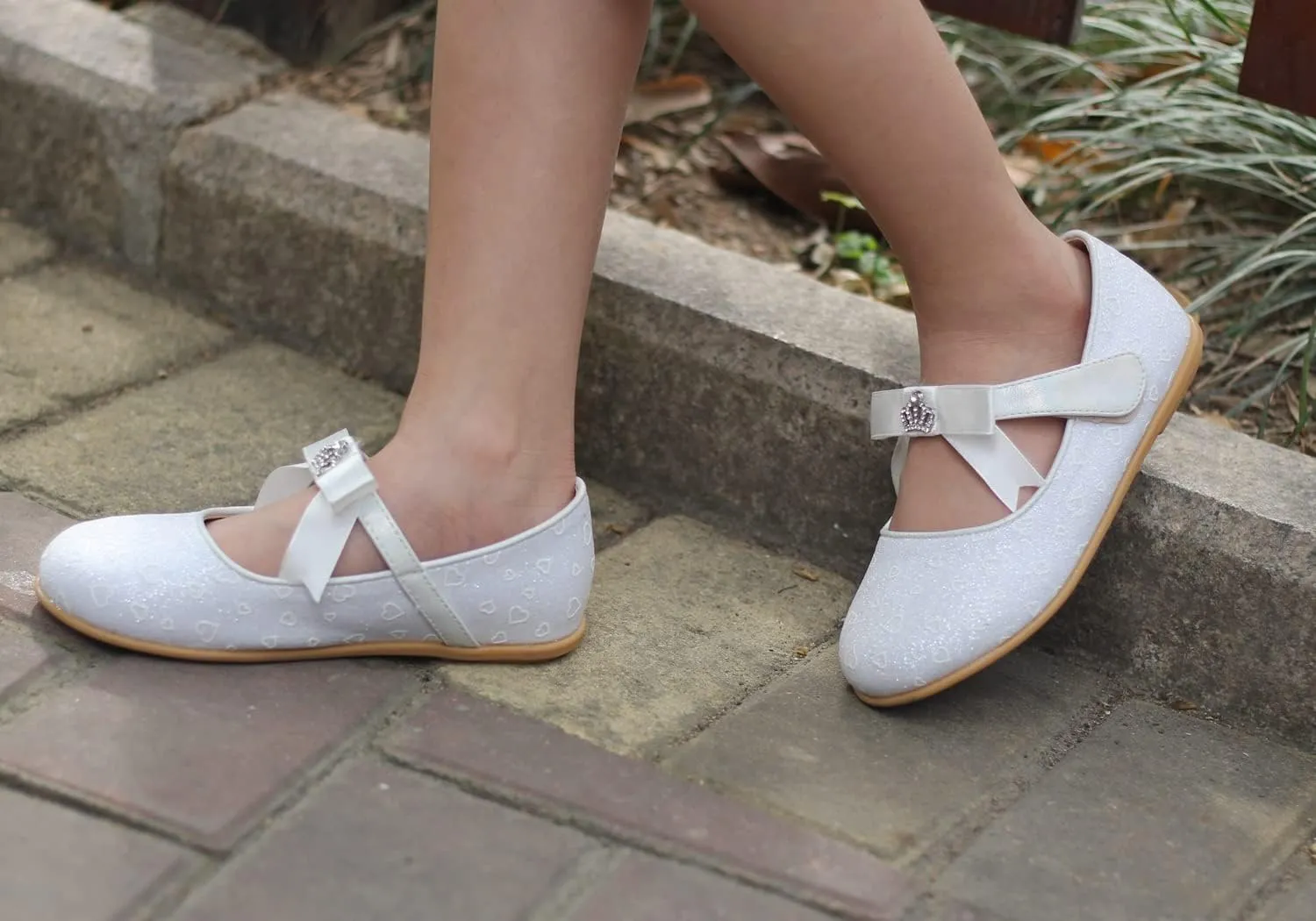 EIGHT KM Toddler Girls Dress Shoes  Girls Mary Jane Shoes | Mary Jane Flats - Ballet Flats  Party, Flower Girl, Wedding Dress Shoes for Girls  Comfortable & Non-Slip Design for Ages up to 7