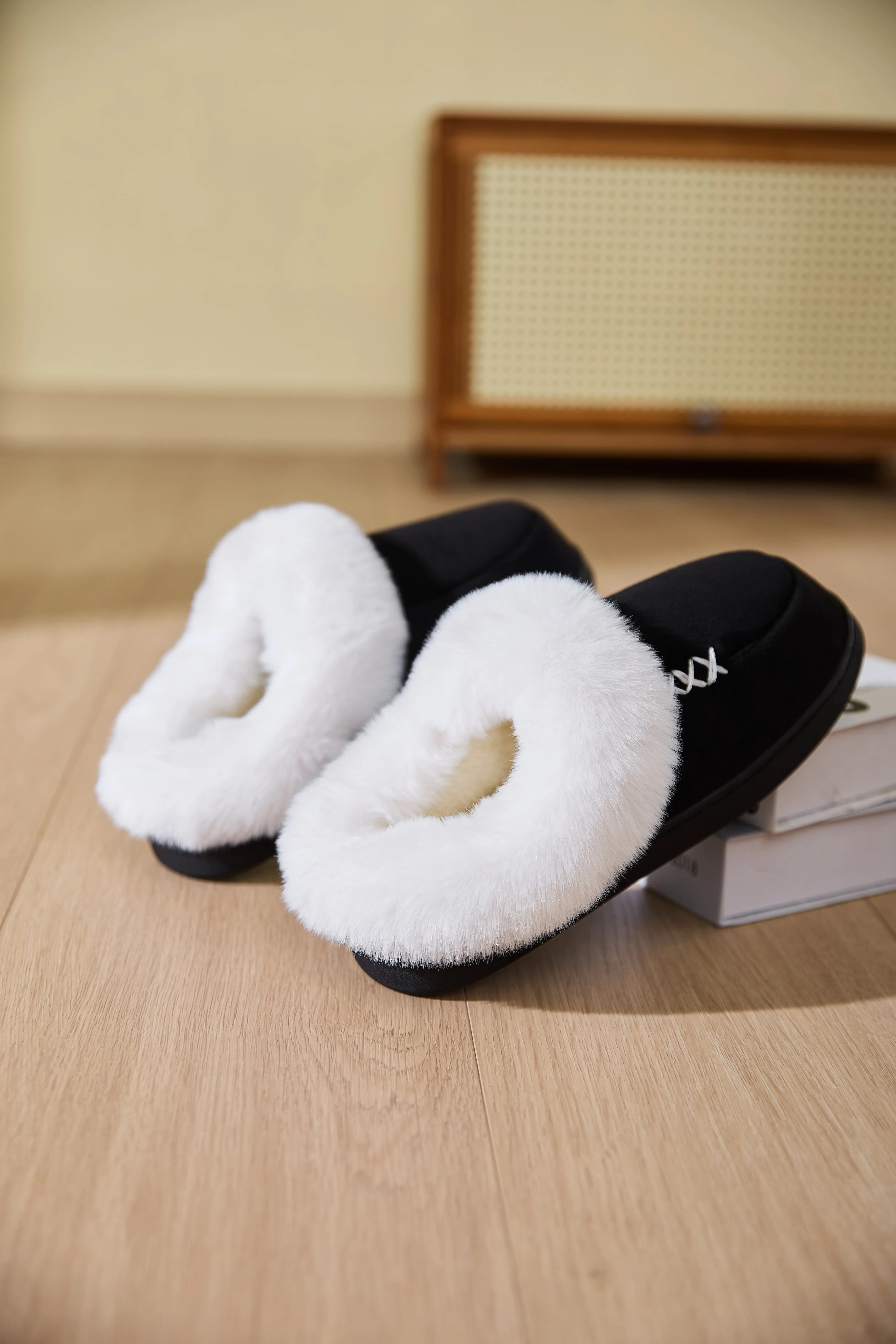 Leilani Slippers | Multiple Colors