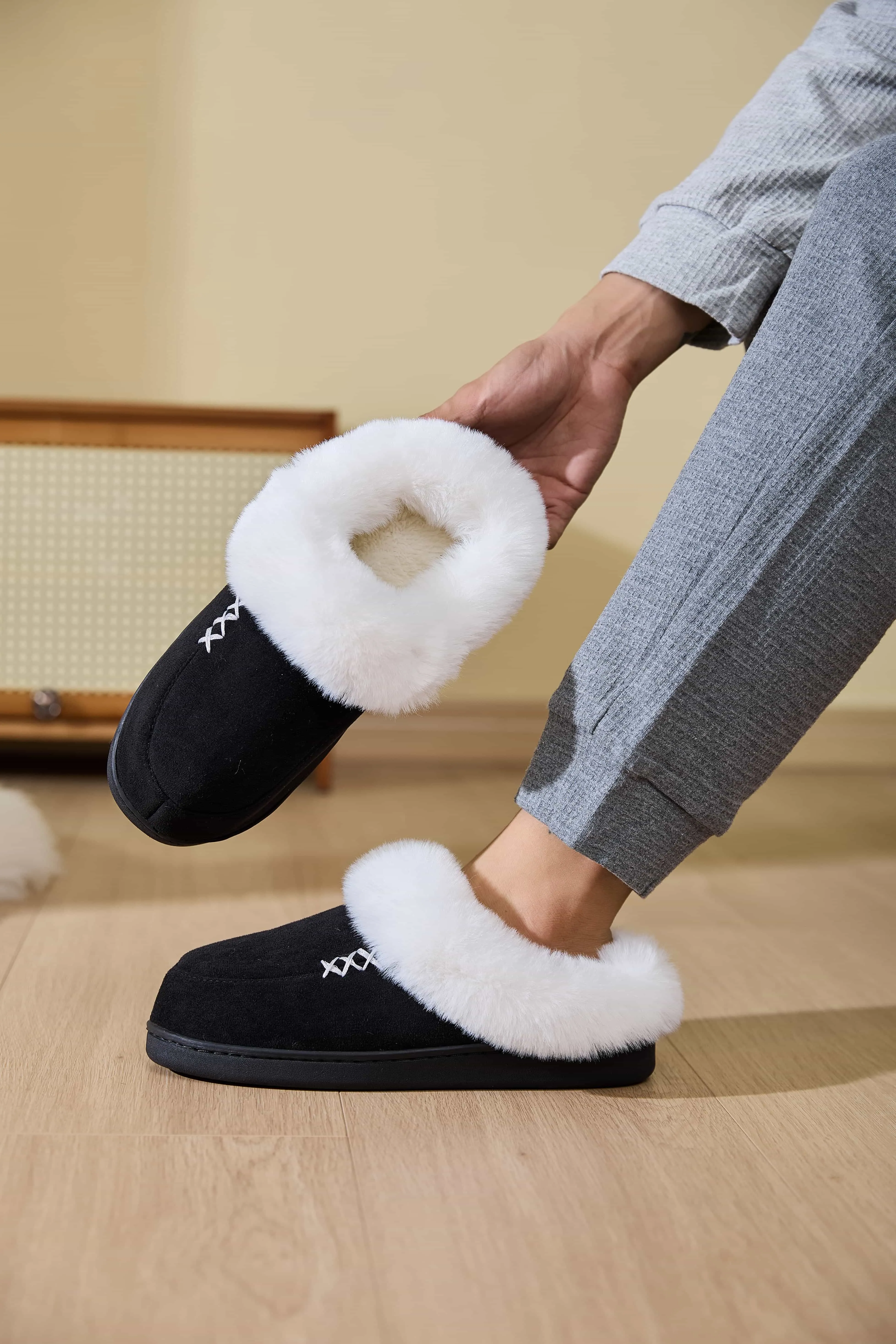 Leilani Slippers | Multiple Colors