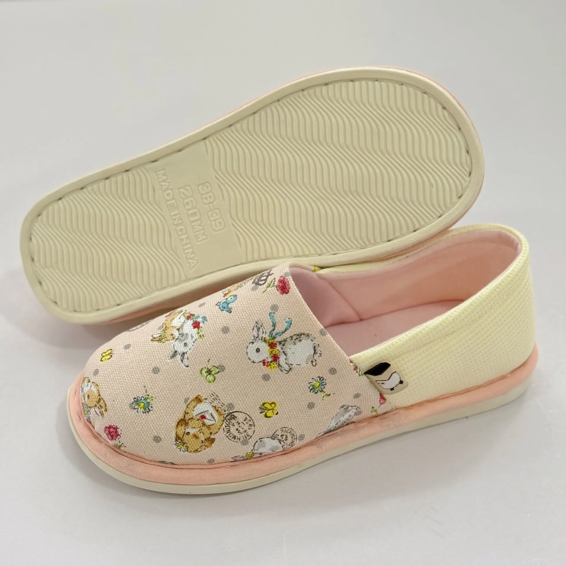 Rabbit Print Non-Slip Canvas Home Slippers