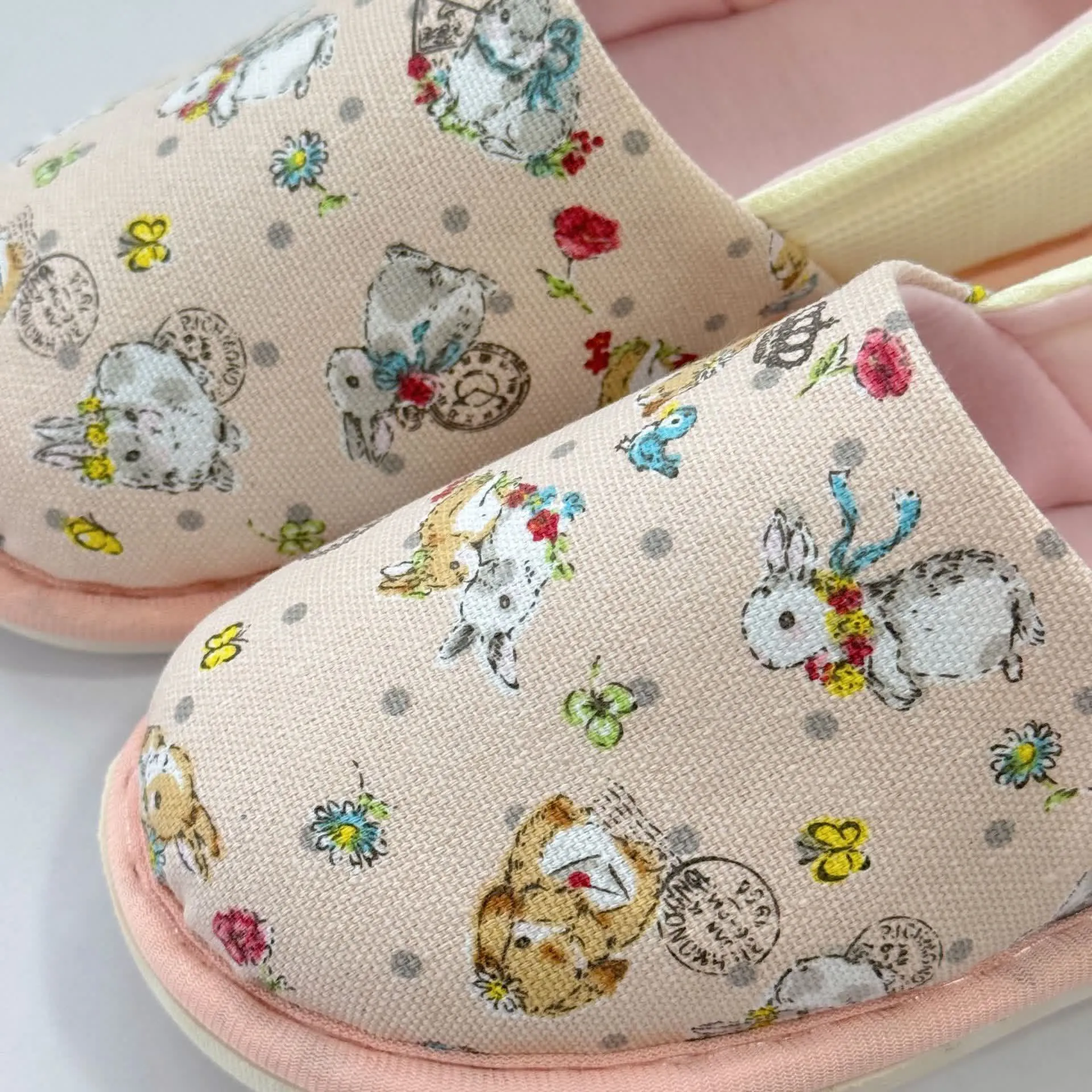 Rabbit Print Non-Slip Canvas Home Slippers