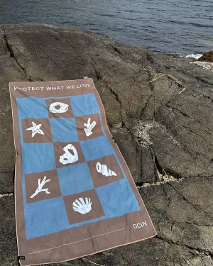 Somewhere Sunnier Quick dry towel