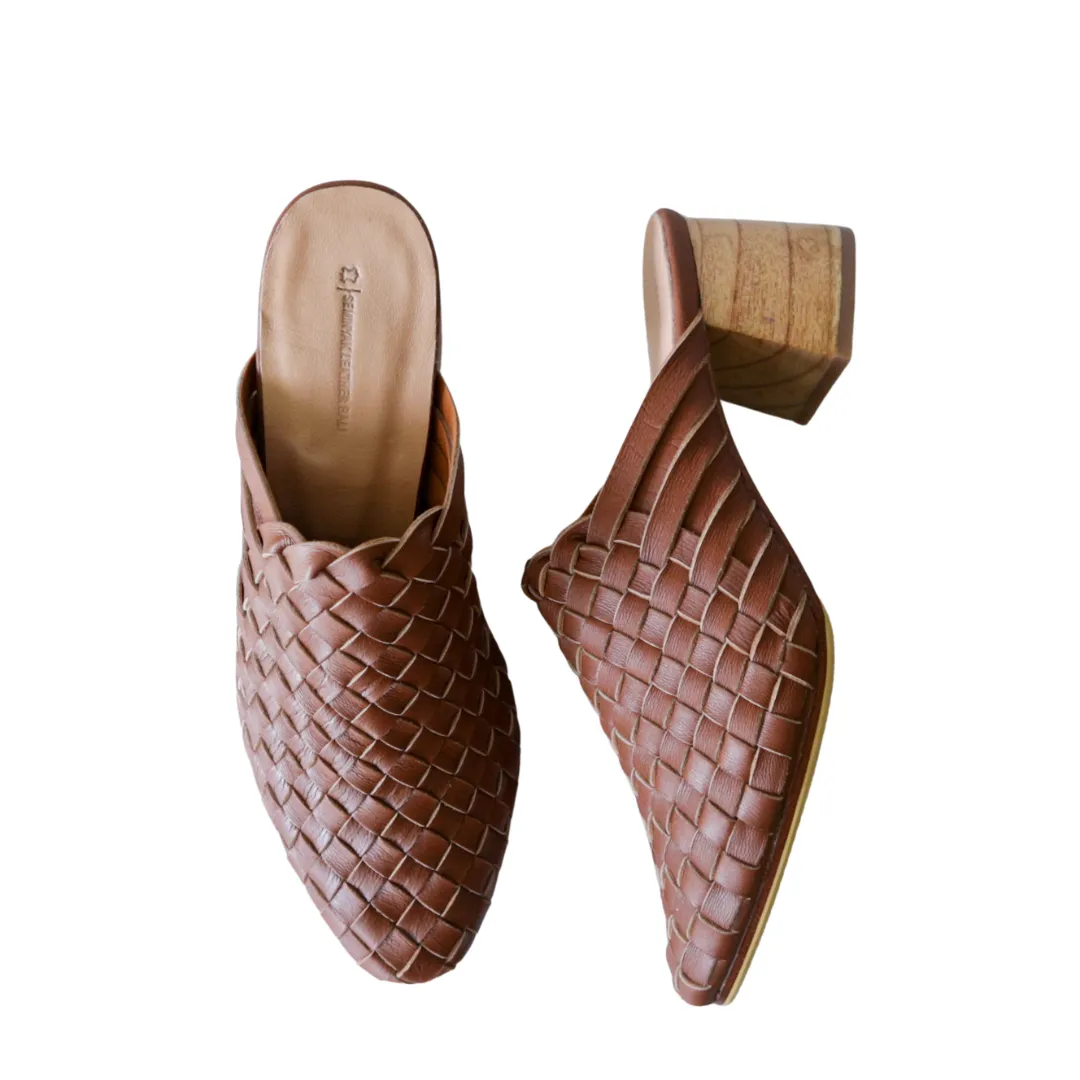 SURI Rounded Heels